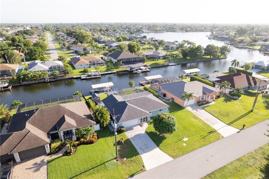 115 SE 35th Ter, Cape Coral, FL 33904 Photo