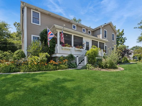 118 Waverly Road, Barrington, IL 60010