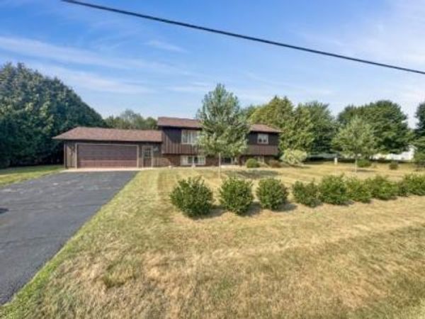 18748 50th Avenue, Chippewa Falls, WI 54729