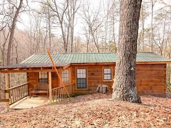 1041 Ridgefield Drive , Sevierville, TN 37876