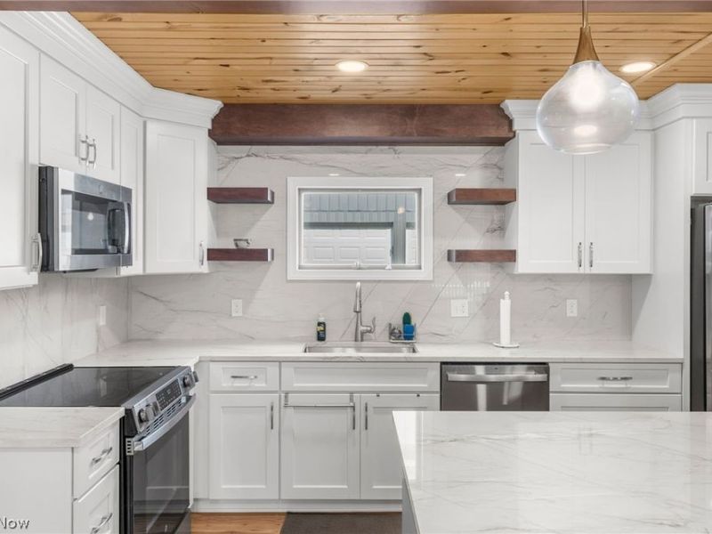 500 Bellview Drive, North Benton, OH 44449 Photo 18