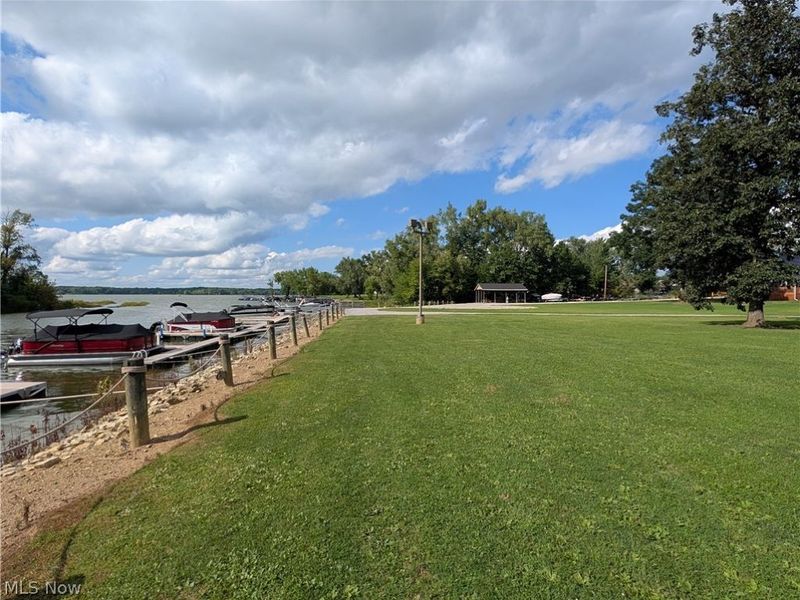 500 Bellview Drive, North Benton, OH 44449 Photo 8