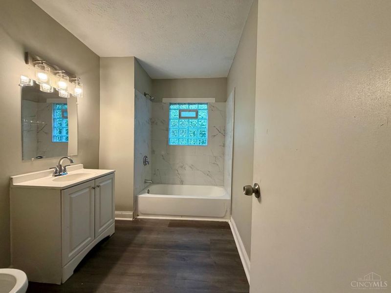 1179 Atwood Avenue, Cincinnati, OH 45224 Photo 7