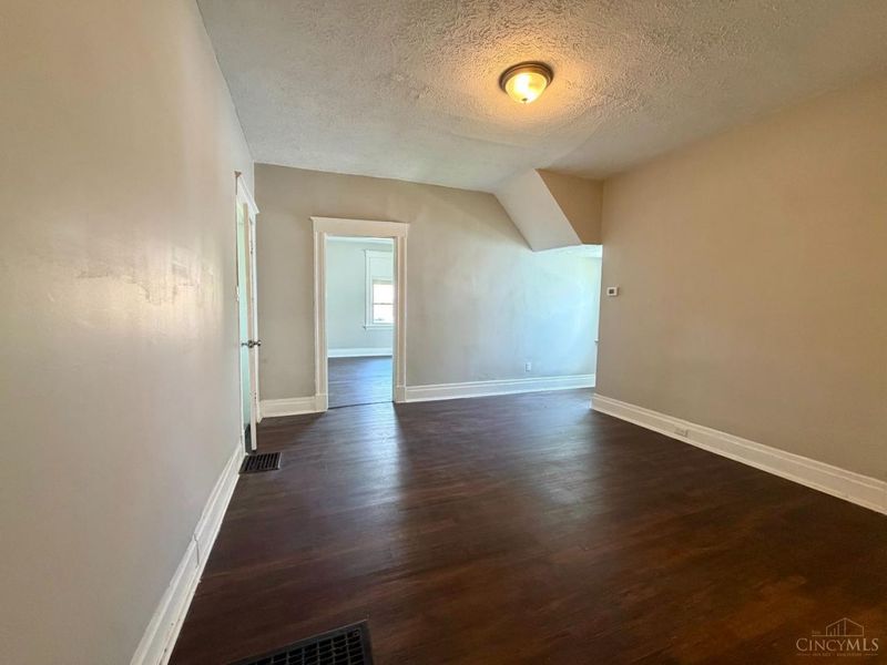 1179 Atwood Avenue, Cincinnati, OH 45224 Photo 8
