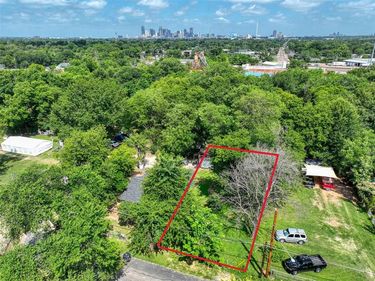 3907 Agnes Street , Dallas, TX 75210