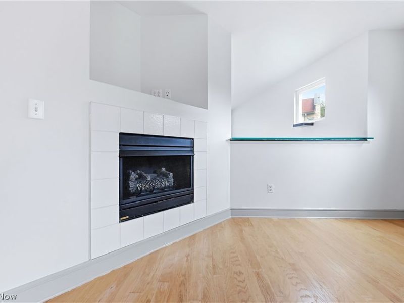1140 Auburn Avenue, Cleveland, OH 44113 Photo 26