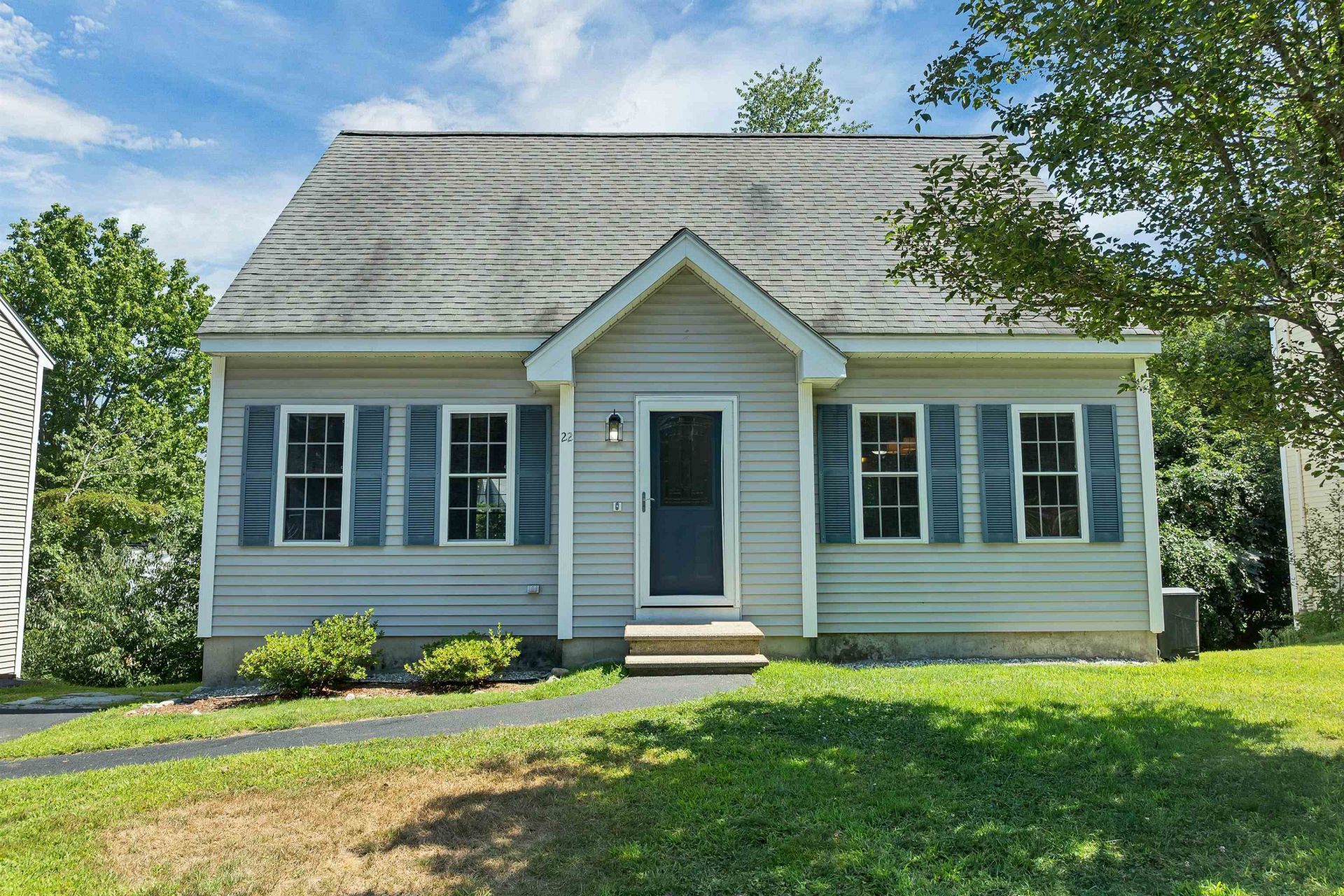 22 Hartwell Brook Drive, Nashua, NH 03060 Main Photo