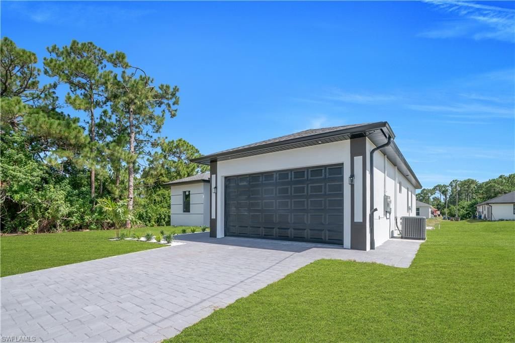 3909 25th St Sw, Lehigh Acres, FL 33976 Photo