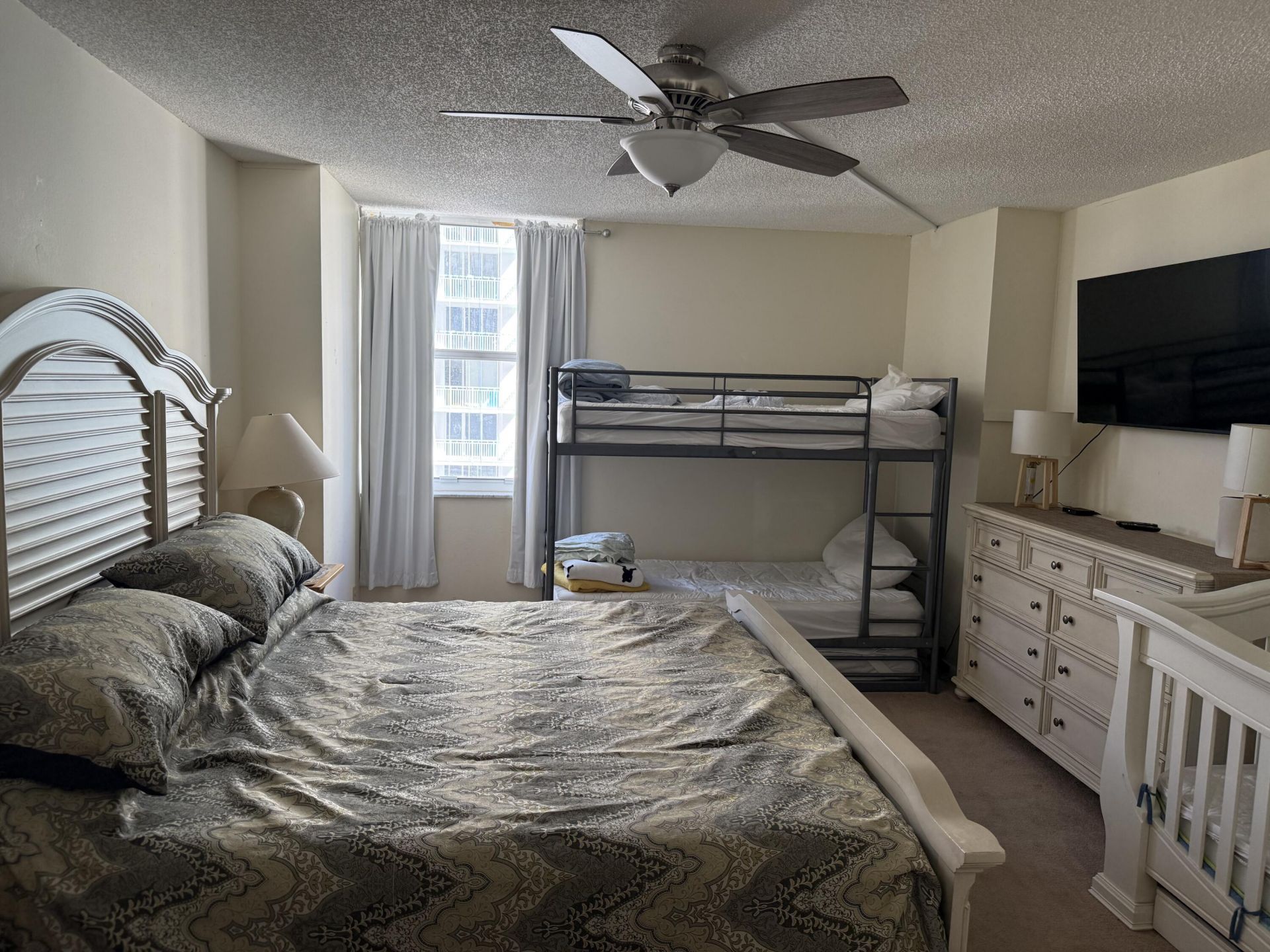111 Briny Avenue, Unit 19-09, Pompano Beach, FL 33062 Photo