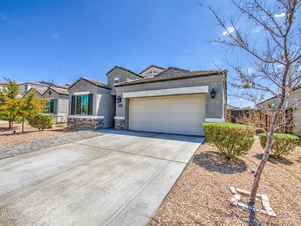 30973 W MITCHELL Drive, Buckeye, AZ 85396