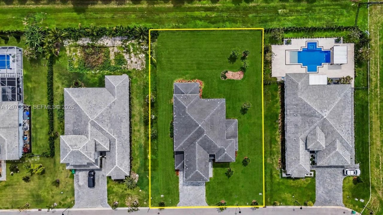 2440 SW 122nd Ter, Unit 2440, Davie, FL 33325 Photo