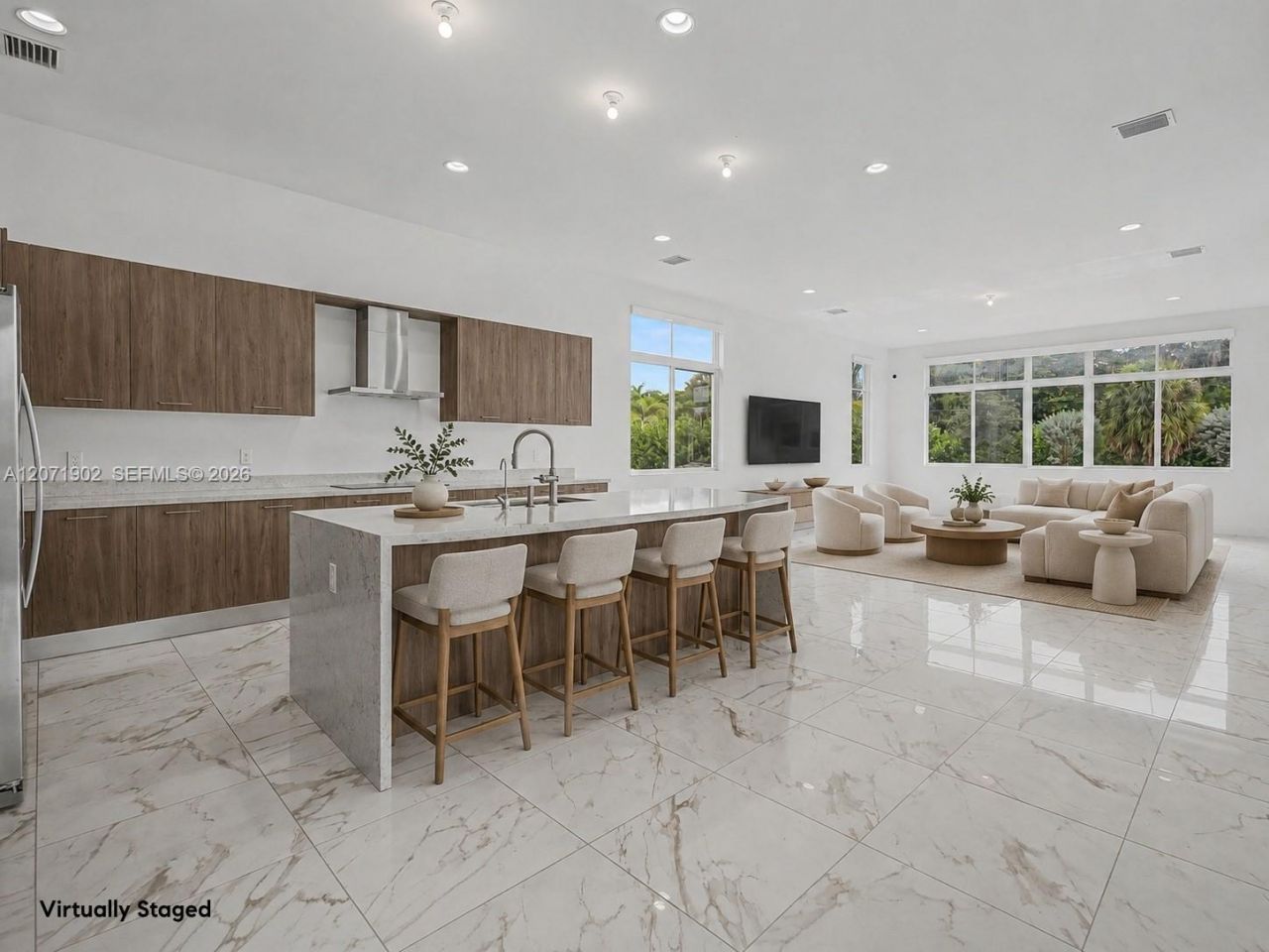 2440 SW 122nd Ter, Davie, FL 33325 Photo