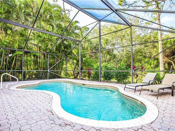 1376 Areca CV, NAPLES, FL 34119