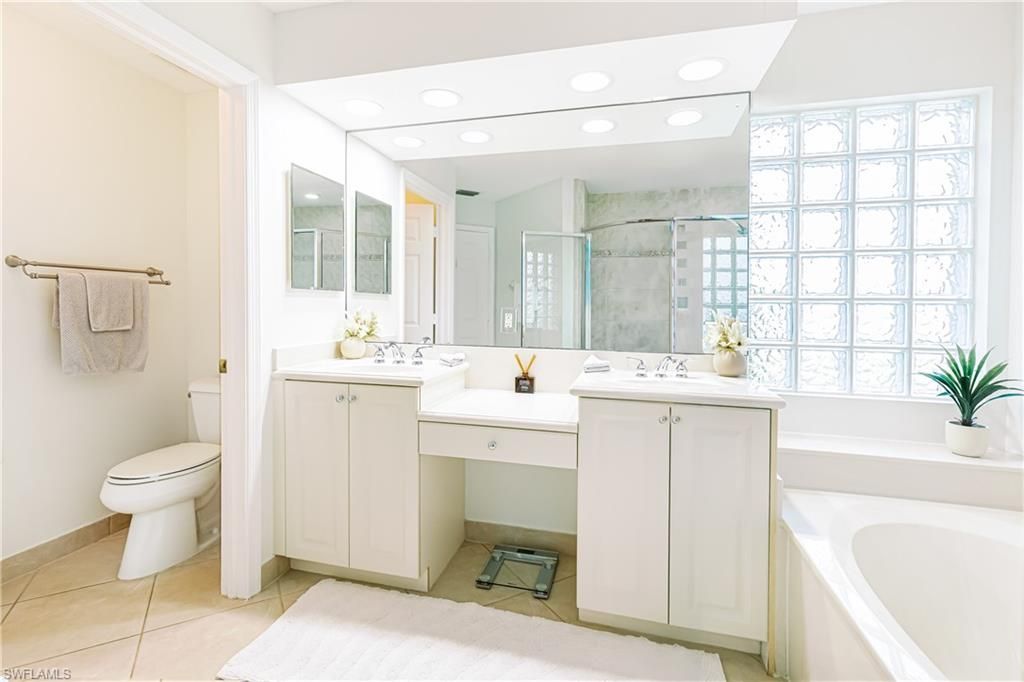 1376 Areca Cv, Naples, FL 34119 Photo