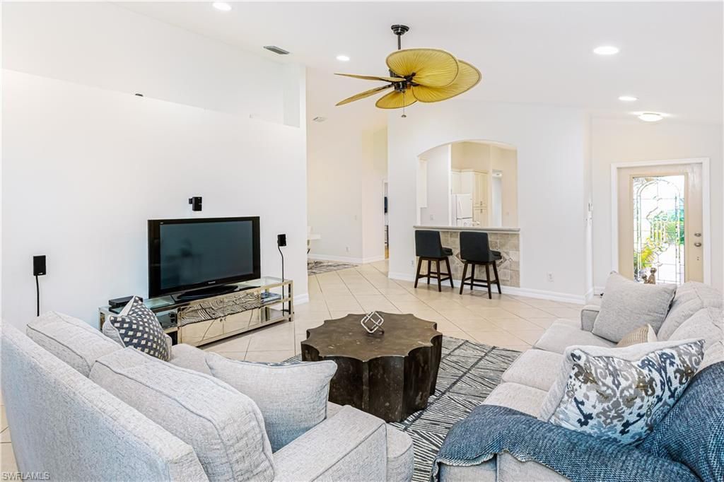 1376 Areca Cv, Naples, FL 34119 Photo