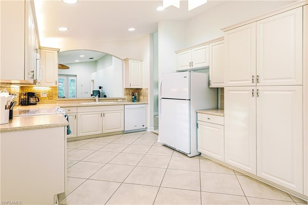 1376 Areca Cv, Naples, FL 34119 Photo