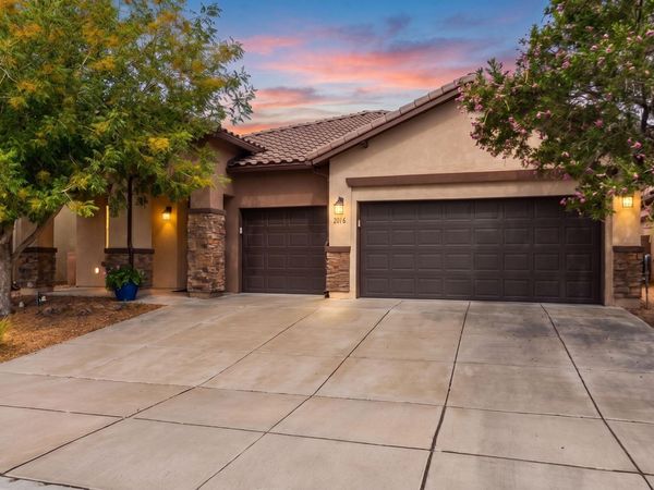 2016 Desert Orchid Drive SE, Albuquerque, NM 87123