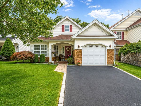 63 Madison Circle, Middle Island, NY 11953