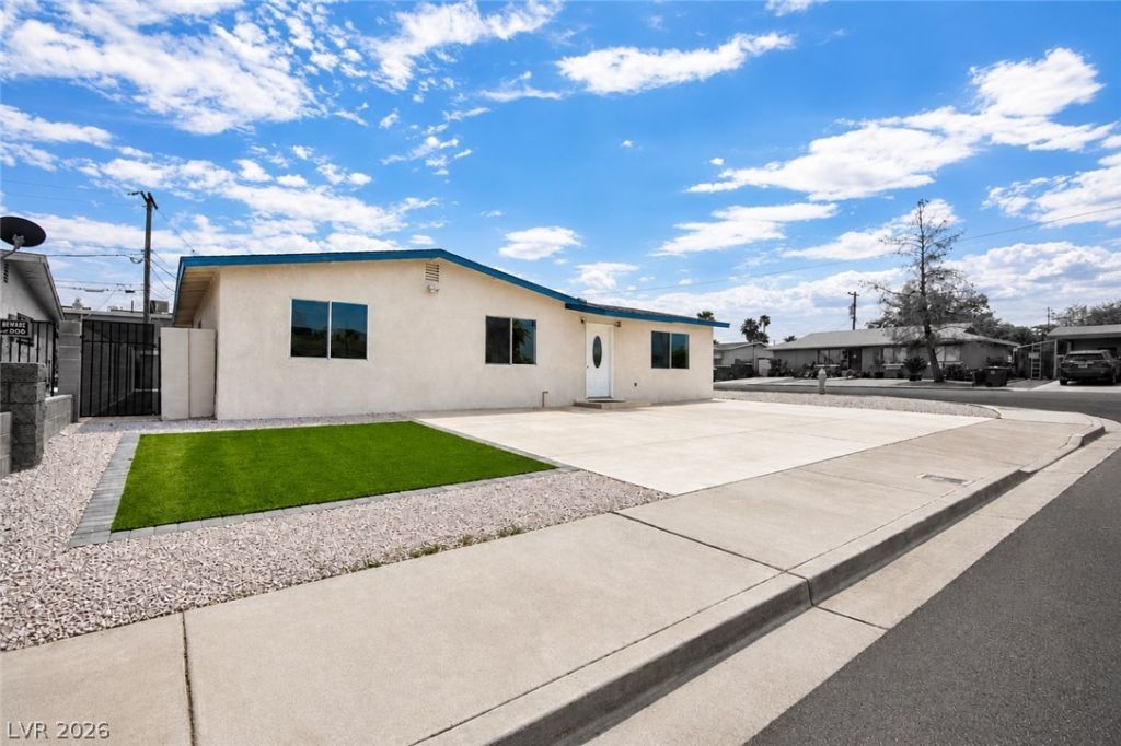 6121 Sonoma Circle, Las Vegas, NV 89107 Main Photo