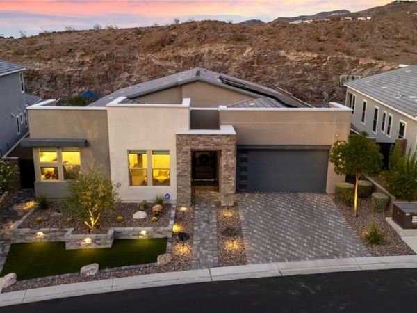 1948 Regal Bluff Drive , Henderson, NV 89052