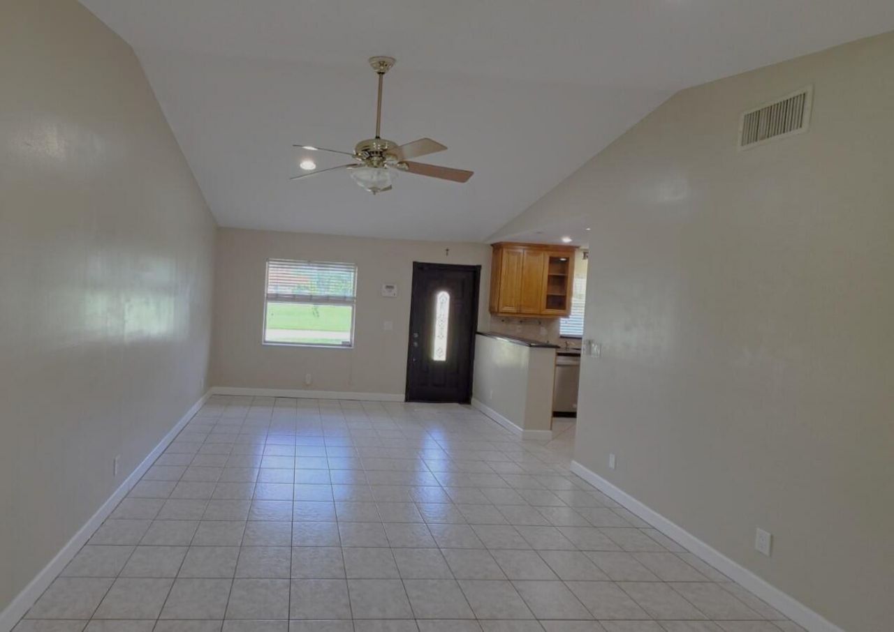 5686 Shillington Way, Lake Worth, FL 33463 Photo