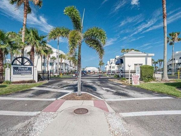 8600 Ridgewood Avenue , Unit 1210, Cape Canaveral, FL 32920