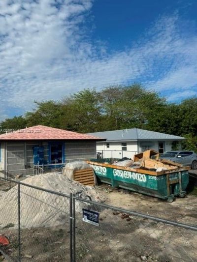684 NW 14th St, Florida City, FL 33034 Photo