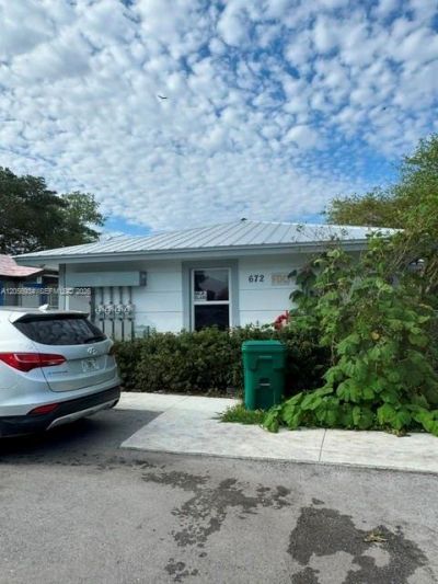 684 NW 14th St, Florida City, FL 33034 Photo