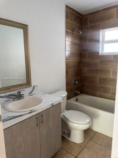 678 NW 14th St , Florida City, FL 33034 Photo