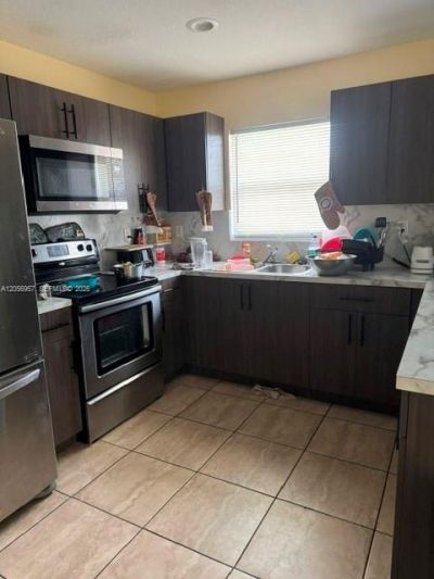 678 NW 14th St , Florida City, FL 33034 Photo