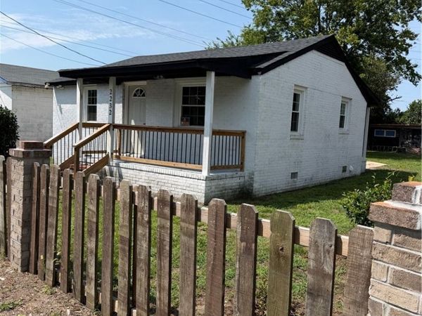 2232 Progress St, Fayetteville, NC 28306
