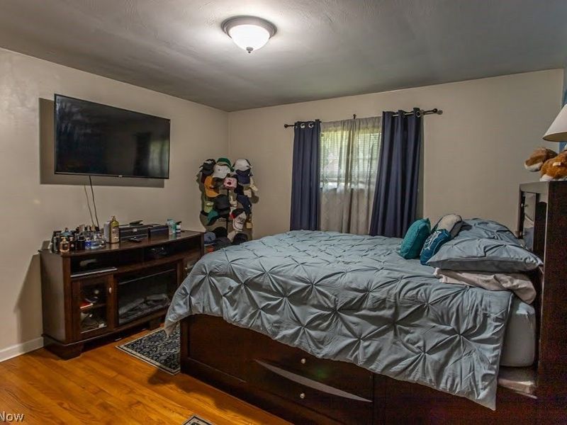 503 E Montrose Street, Youngstown, OH 44505 Photo 15