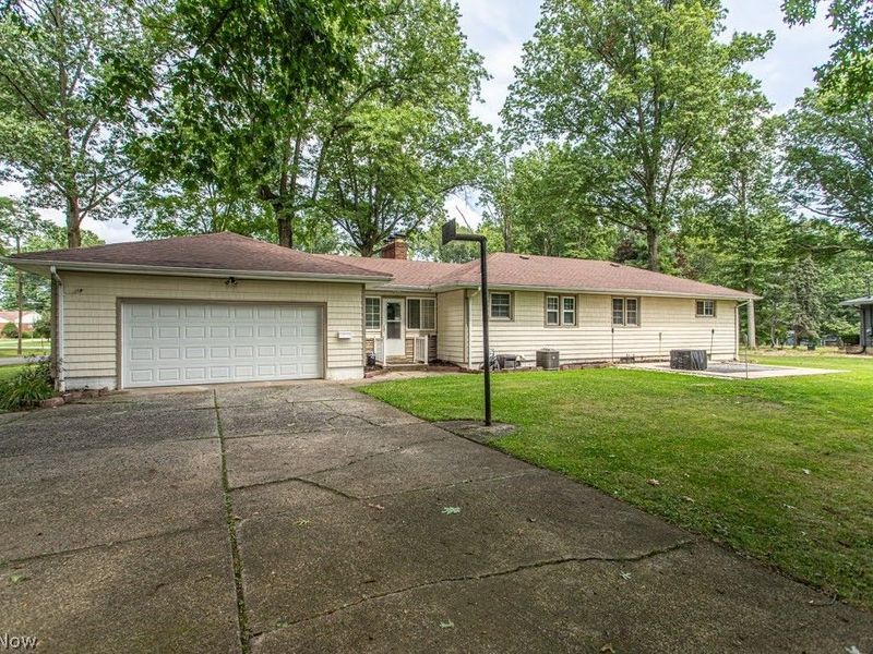 503 E Montrose Street, Youngstown, OH 44505 Photo 34