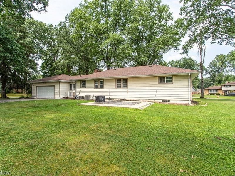 503 E Montrose Street, Youngstown, OH 44505 Photo 35