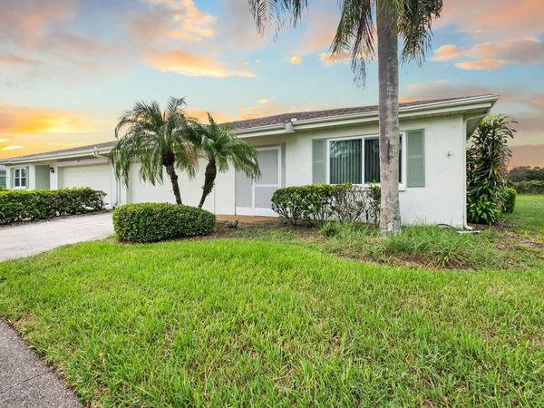 2209 HARTLEBURY WAY , Unit 402, SUN CITY CENTER, FL 33573