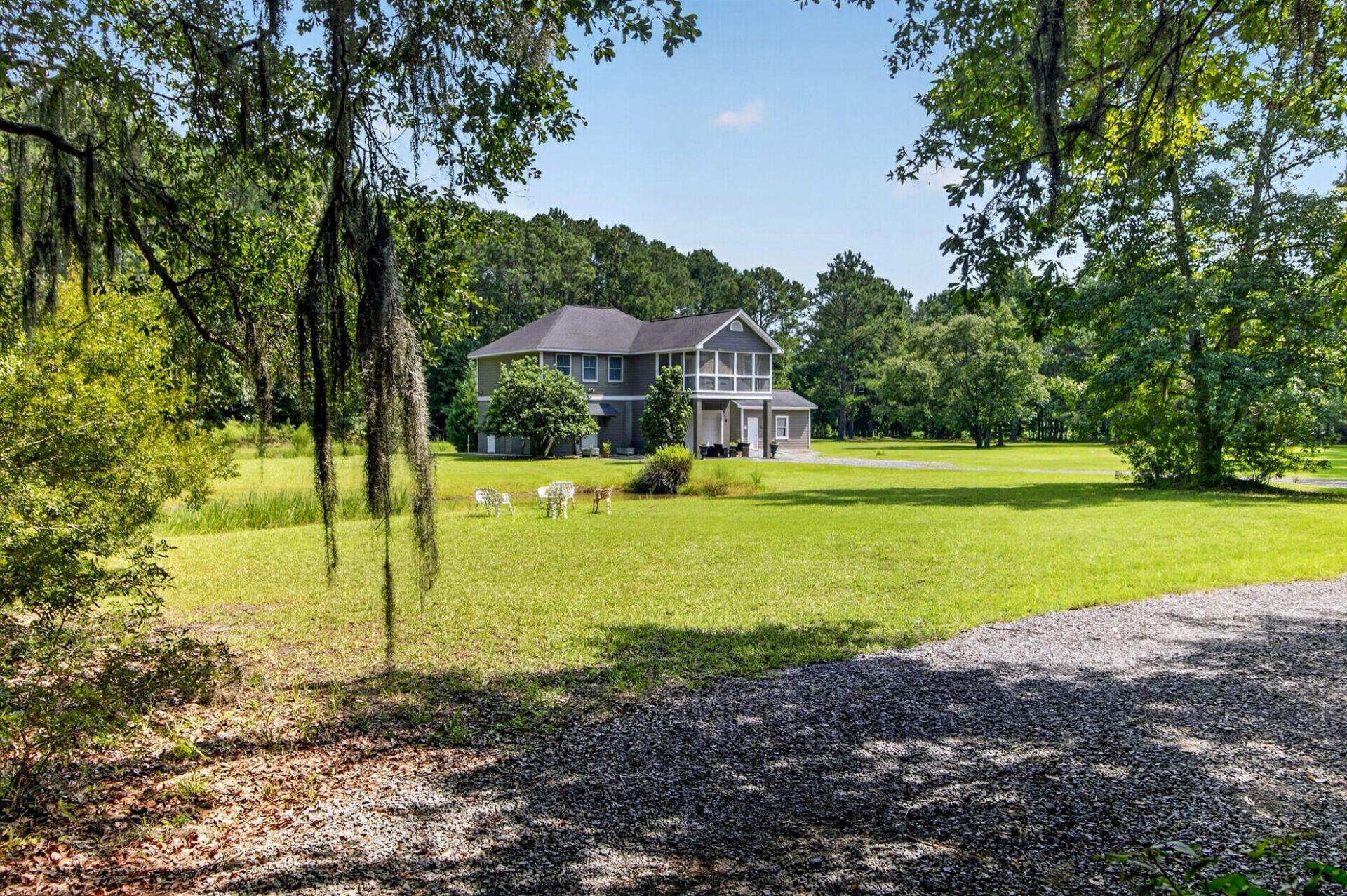 2208 Leadenwah Drive Photo 5