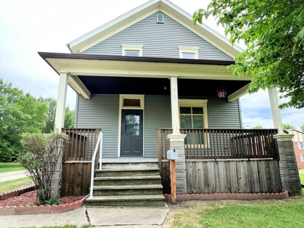 207 Cottage Street , Streator, IL 61364