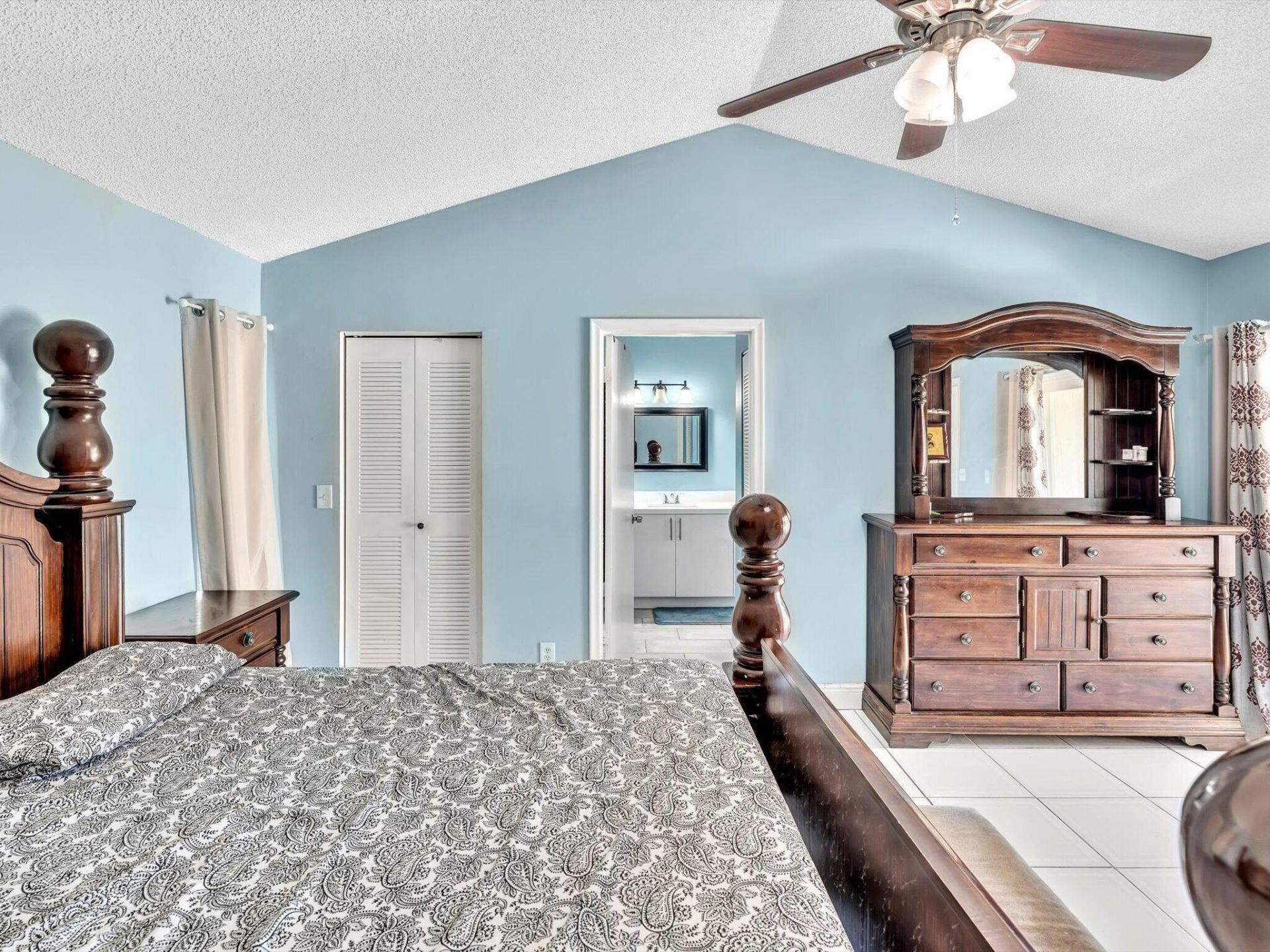 9393 Laurel Green Drive, Boynton Beach, FL 33437 Photo