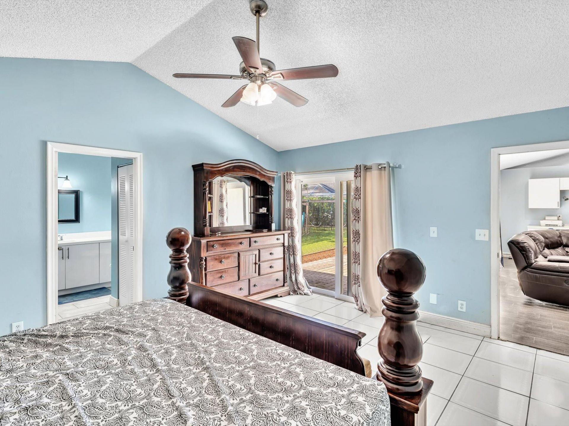 9393 Laurel Green Drive, Boynton Beach, FL 33437 Photo