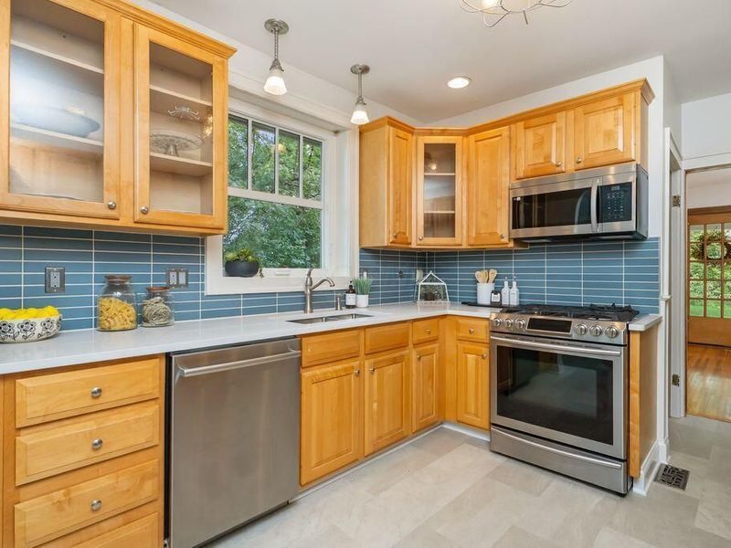 3062 Woodbine Place, Columbus, OH 43202 Photo 18