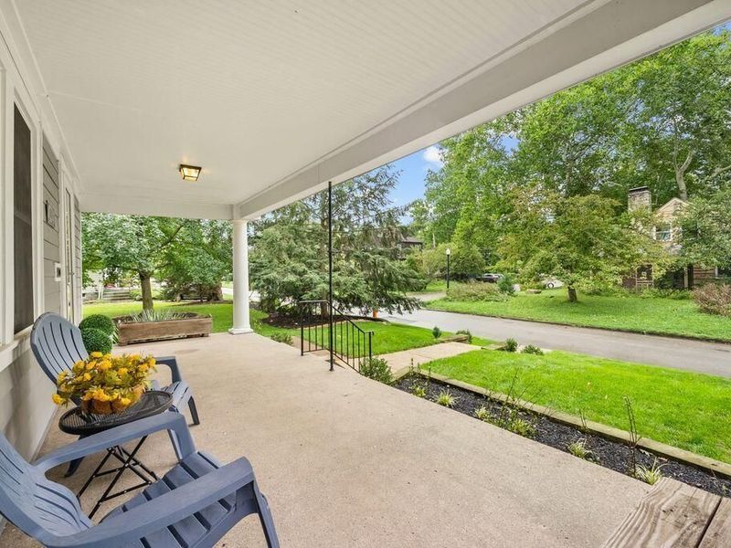 3062 Woodbine Place, Columbus, OH 43202 Photo 4