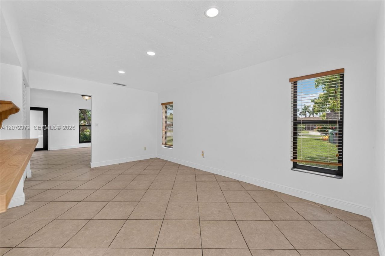 11916 SW 123rd Pl , Miami, FL 33186 Photo