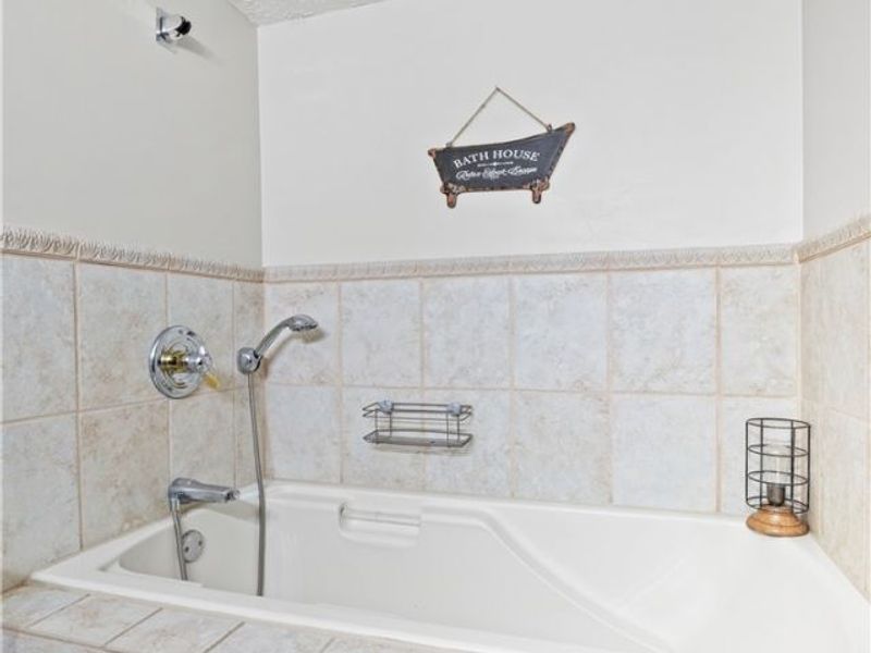 4905 Sassafras Drive, Parma, OH 44129 Photo 37