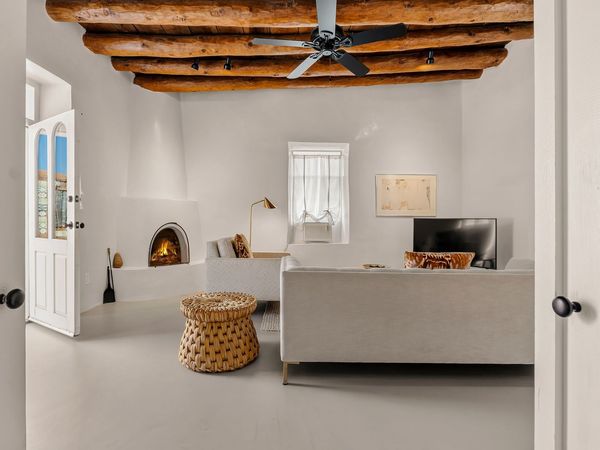 447 Cerrillos Road , Unit 6, Santa Fe, NM 87501