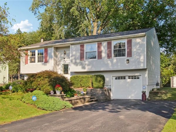 59 Hay Market Road, Rochester, NY 14624