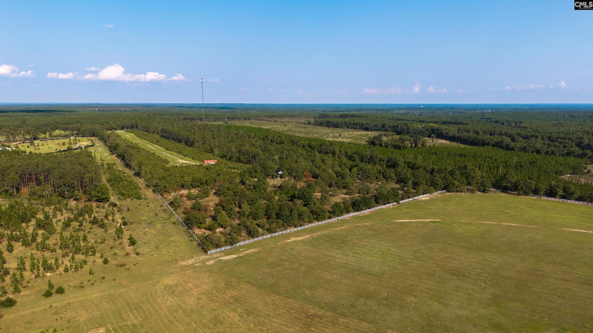 2366 Lockhart Road Photo 15