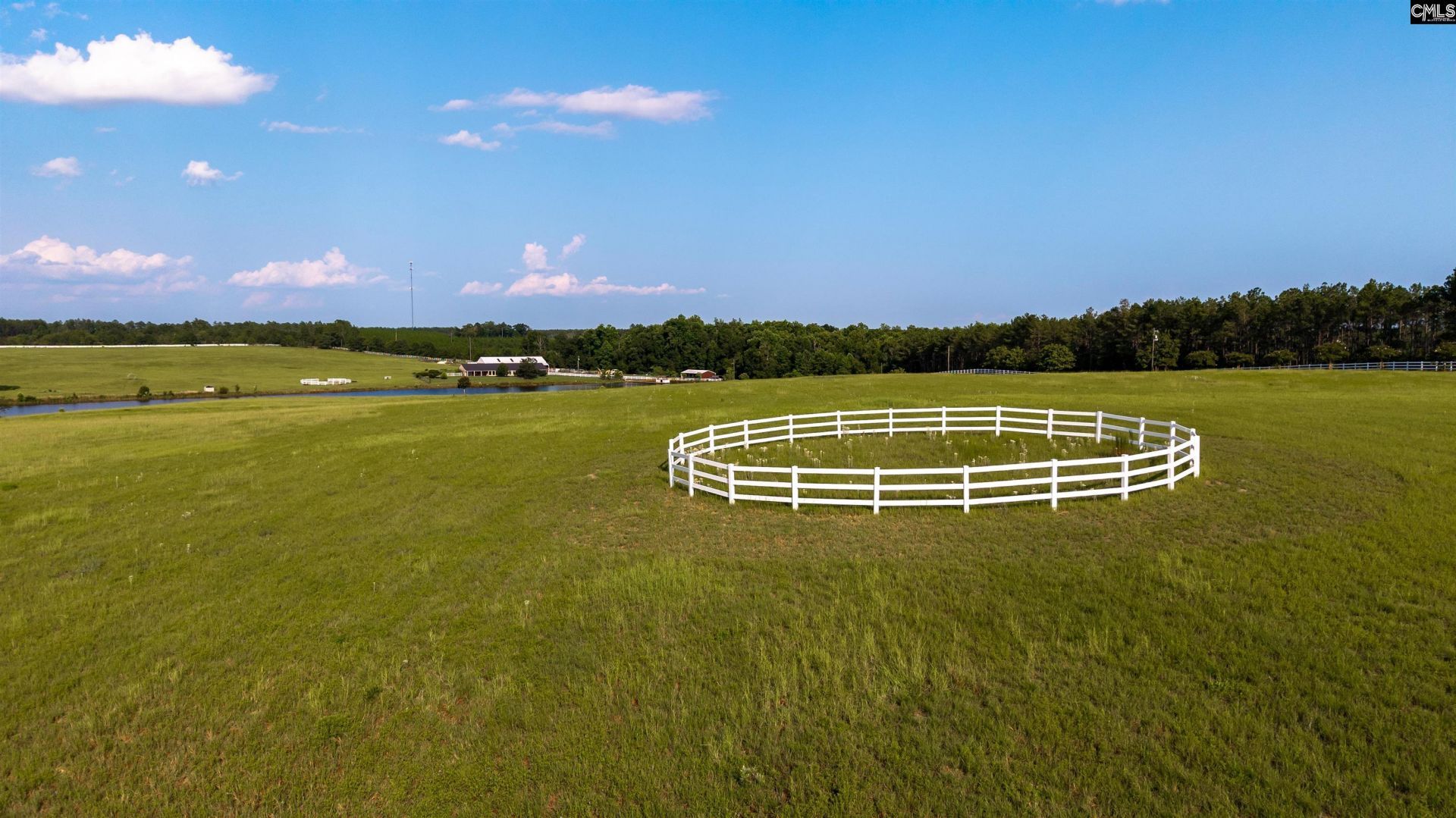 2366 Lockhart Road Photo 20