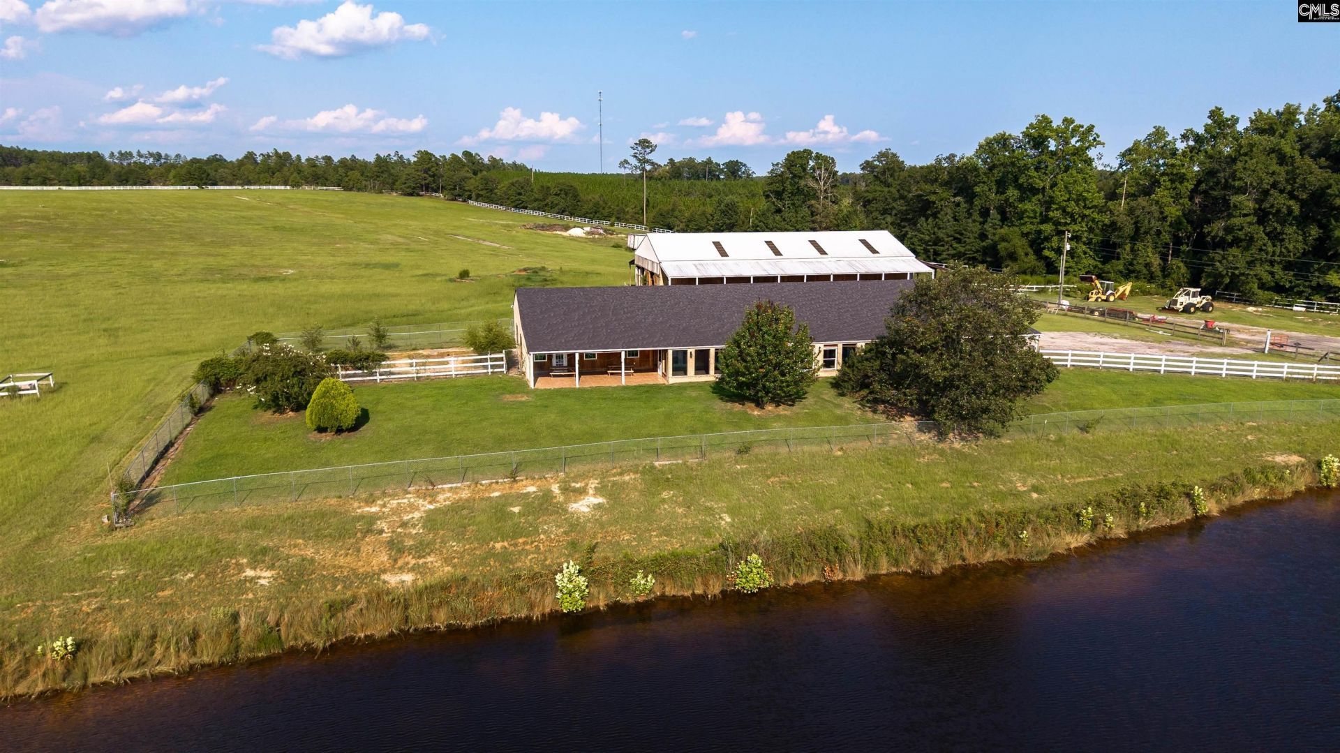 2366 Lockhart Road Photo 23