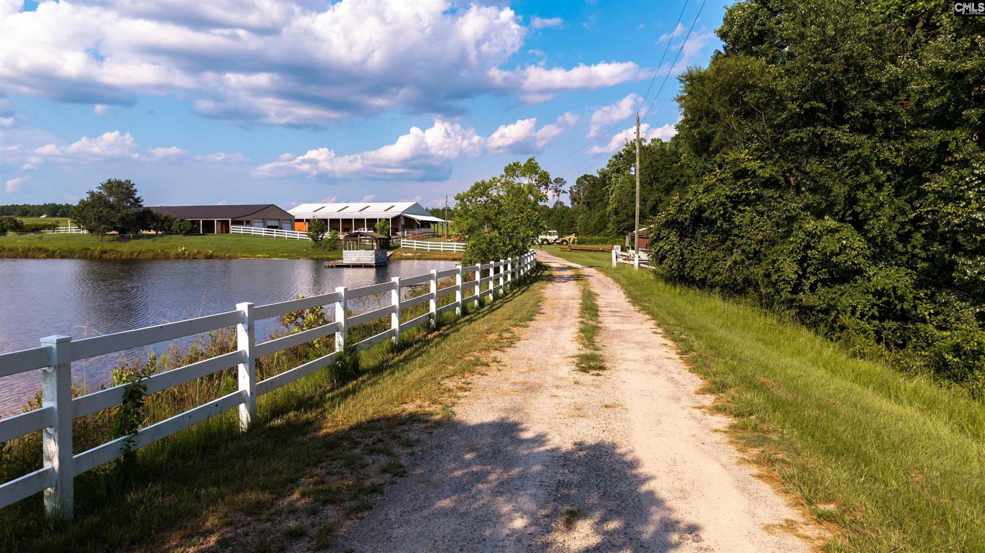 2366 Lockhart Road Photo 29