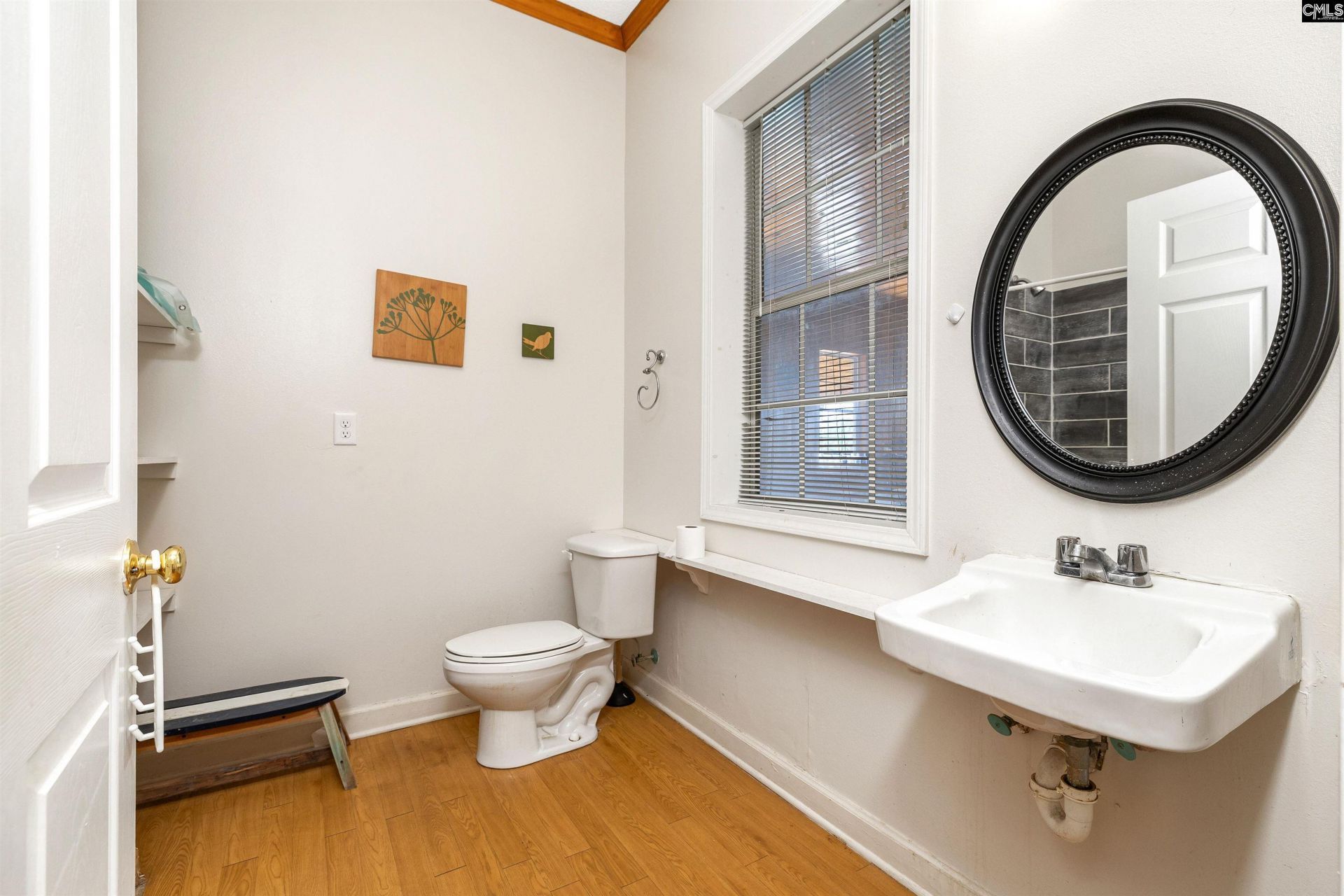 2366 Lockhart Road Photo 63